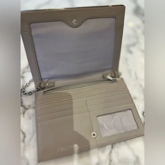 Halogen Wallet Purse - Picture 5 of 6